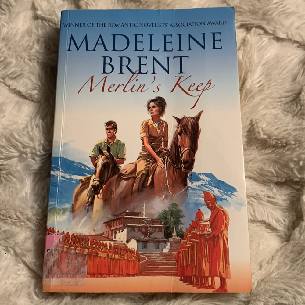 🧚🏿‍♂️3/$12🧚🏿‍♂️ Merlin’s Keep